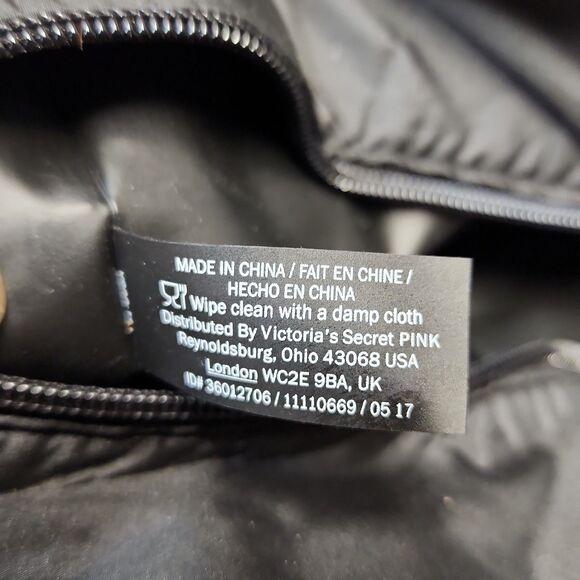 Victoria's Secret PINK limited-edition pineapple-themed insulated cooler bag - Picture 4 of 9